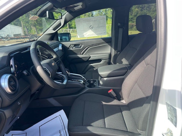 2025 Chevrolet Colorado WT/LT
