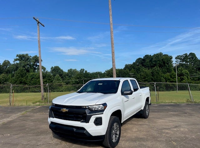 2025 Chevrolet Colorado WT/LT
