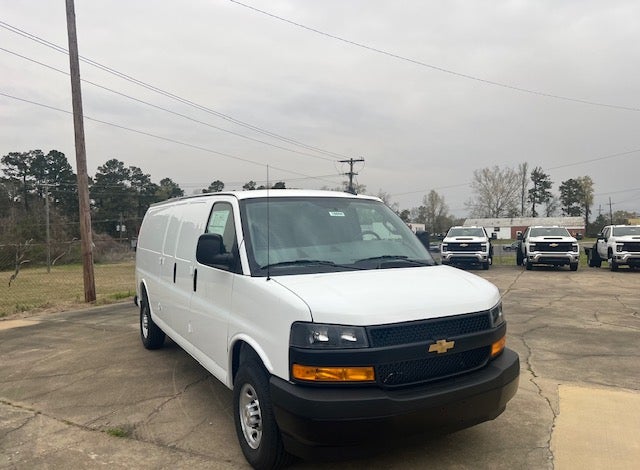 2025 Chevrolet Express Cargo 2500 Base