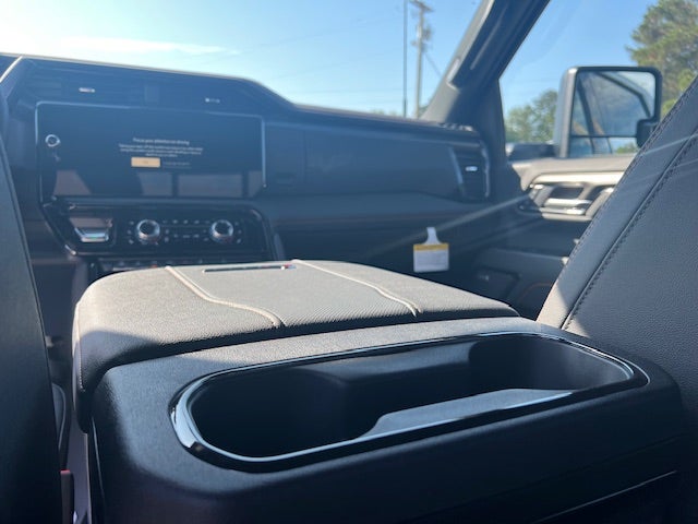 2025 GMC Sierra 2500 HD AT4